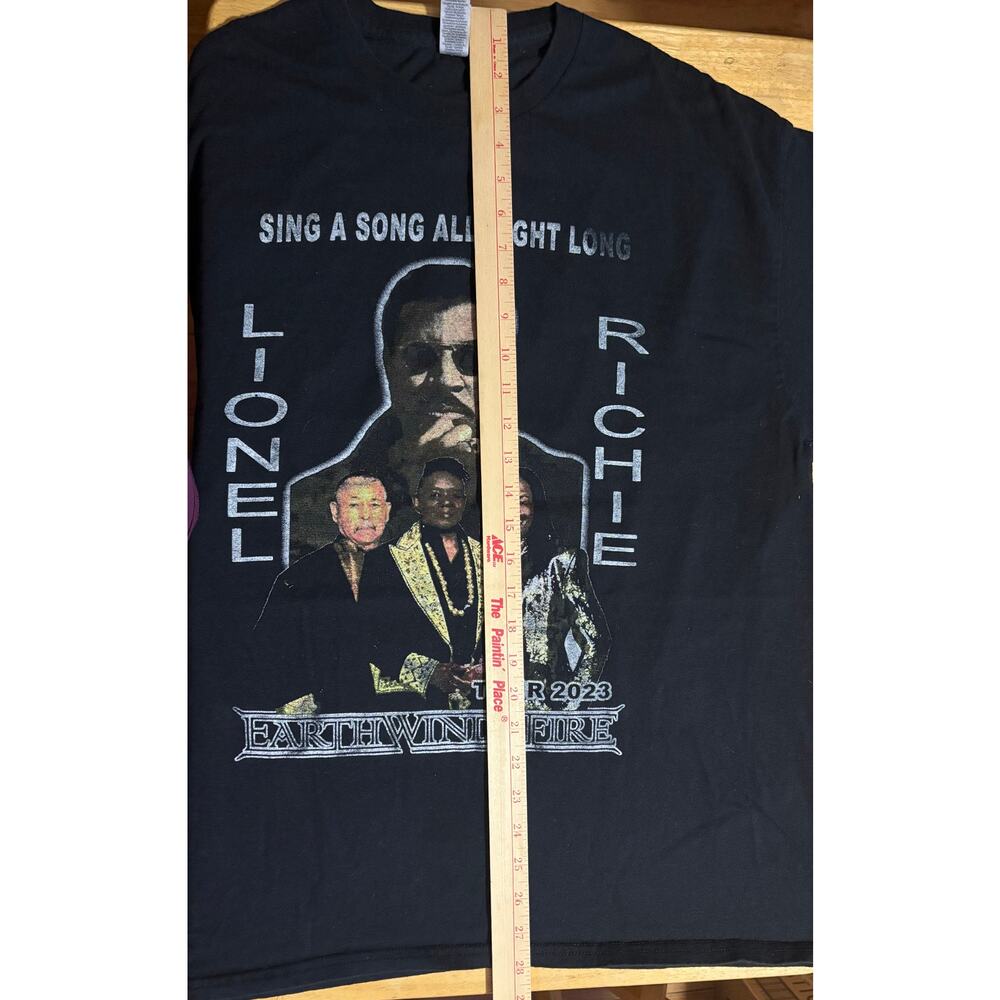 Lionel Richie Earth Wind & Fire Tour Shirt 2023 XL - Picture 7 of 11